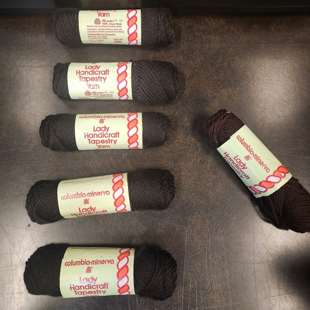 Vintage Columbia Minerva Yarn 5 Antique Brown 1 Chestnut Virgin Wool 40 Yards/Ea